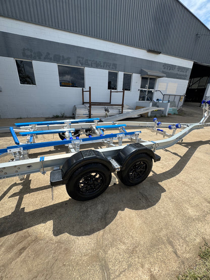 [2T] 5.8 - 6.4m 680A (19-21ft)