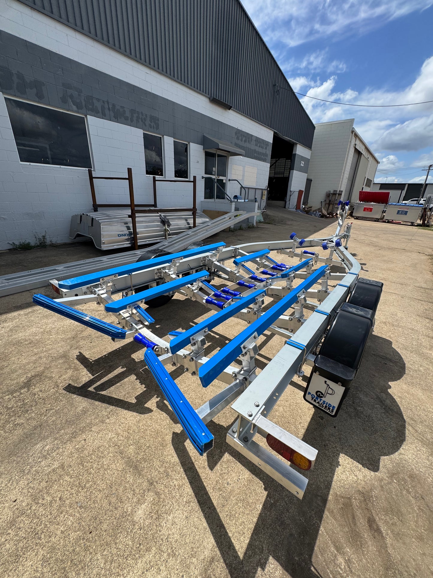 [2T] 5.8 - 6.4m 680A (19-21ft)