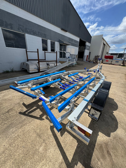 [2T] 5.8 - 6.4m 680A (19-21ft)