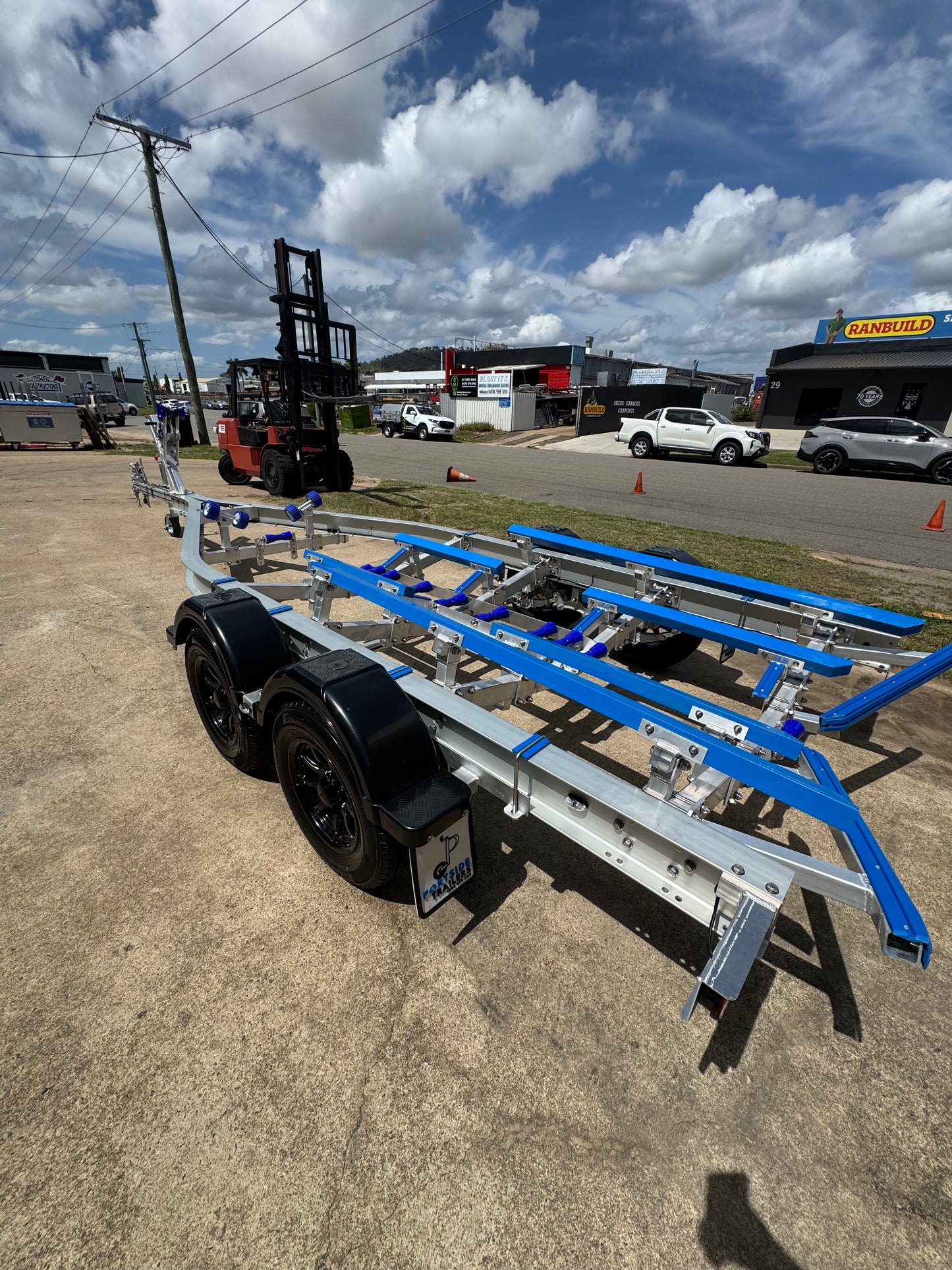 [2T] 5.8 - 6.4m 680A (19-21ft)