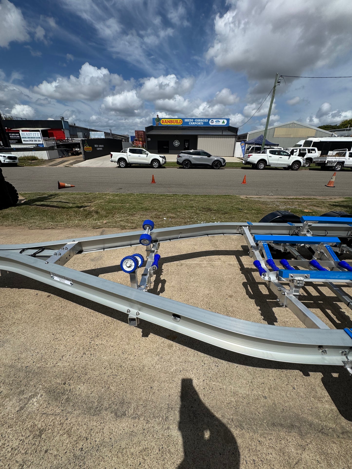 [2T] 5.8 - 6.4m 680A (19-21ft)