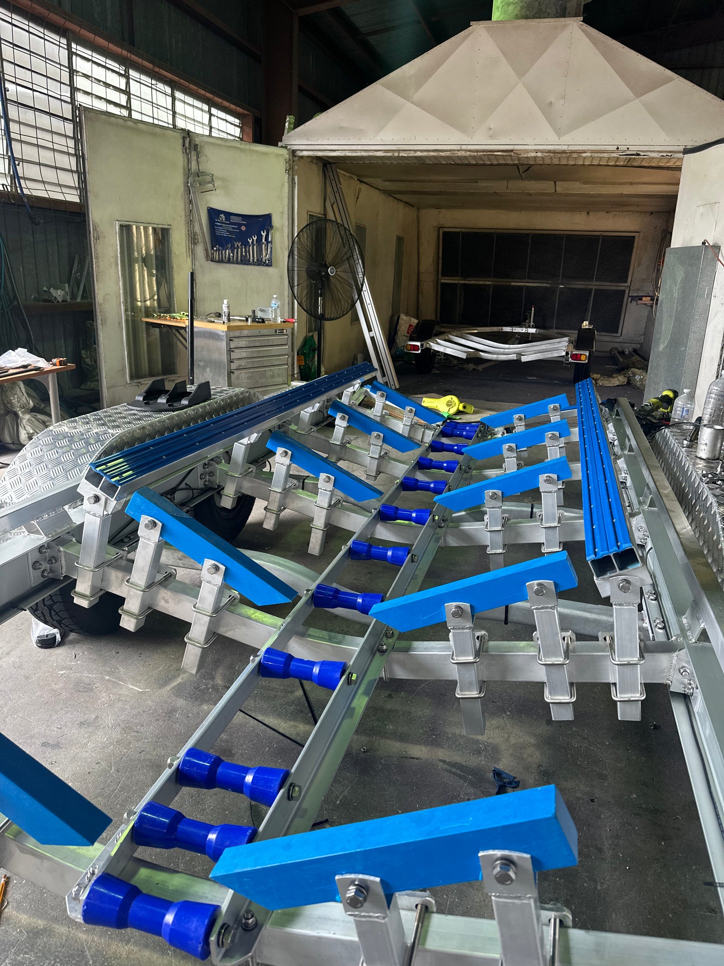 Self Centring Boat Trailer Skids - FULL ALUMINIUM & STAINLESS STEEL